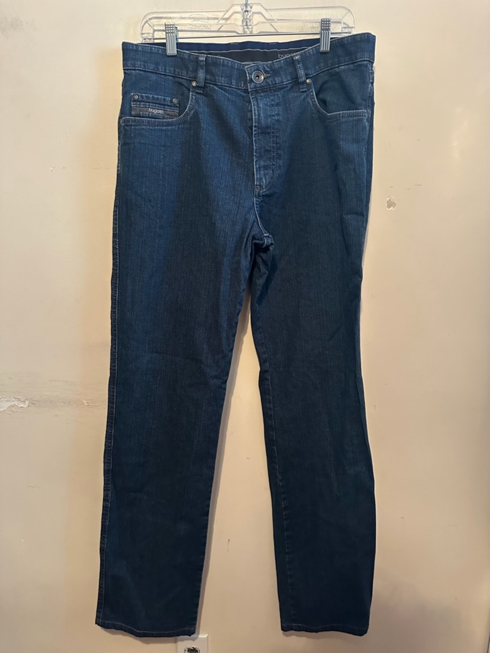 Bugatti men's dark wash straight-leg jeans Size 52 (17W) 33 inseam